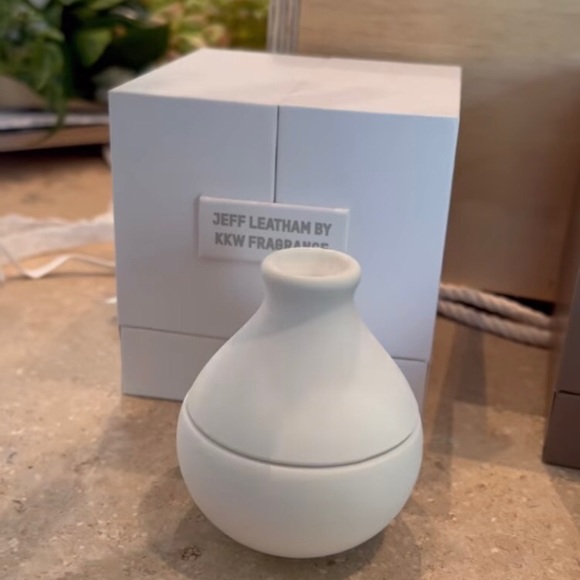 New! SEALED SOLDOUT KKW Jeff Leatham ICONIC GARDENIA